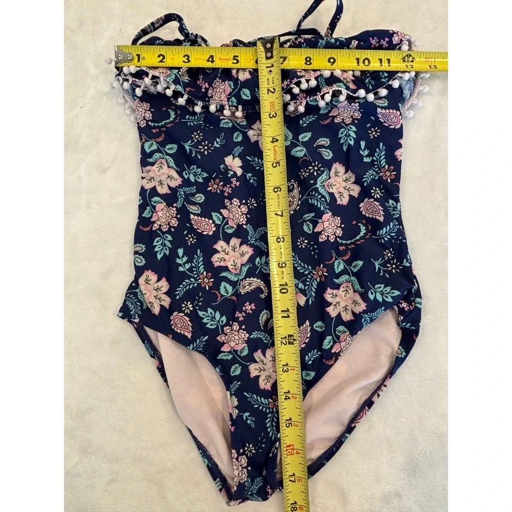 Xhilaration floral one